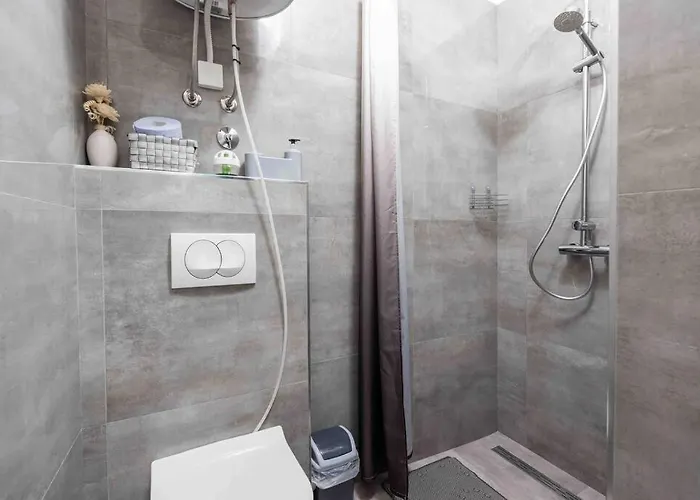 House Mateo Daire Bubani