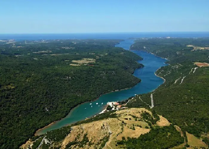 House Mateo アパート *